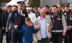 İstanbul'da trafik kazasına müdahale ederken şehit olan polis için tören düzenlendi