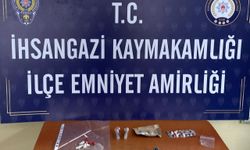 Kastamonu'da uyuşturucu ve kaçakçılık operasyonlarında 4 kişi yakalandı