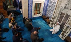 Diyanet İşleri Başkanı Erbaş, Bakü Şehitlik Camii’nde vatandaşlarla bir araya geldi