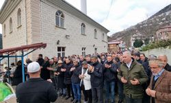 Hazine ve Maliye Bakanlığı Hukuk Müşaviri Faruk Çakmak'ın cenazesi toprağa verildi