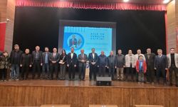 Vezirköprü'de "Aile ve Gençlik Eğitimi" konferansı düzenlendi