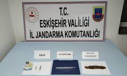 Başka ilden getirdikleri uyuşturucuları satmak isteyen şüpheliler jandarmadan kaçamadı