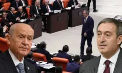 Devlet Bahçeli'den DEM partiye alkış: TBMM'de dikkat çeken diyalog!