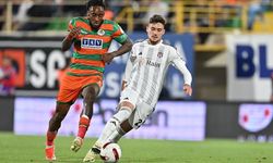 Beşiktaş - Alanyaspor maçı izle! İlk 11'ler belli oldu