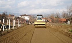 Osmancık'ın mahallelerinde yeni yol çalışmaları başladı