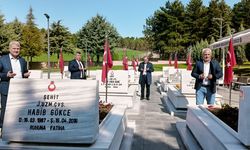 AK Parti heyeti şehitliği ve dernekleri ziyaret etti