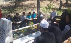 Şehidimiz dualarla anıldı! Sungurlulu öğrencilerden vefa örneği
