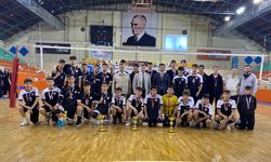 Çorum’da filede büyük heyecan:Voleybol Turnuvası sona erdi