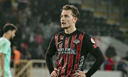 Genç forvetin yeni adresi belli oldu! Ali Akman, Çorum FK'dan ayrıldı