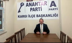 Nevzat Kuzu'dan Gülhan Demiral'a destek: 'Eleştireceğiz ancak yeri geldiğinde de birlik olmalıyız'