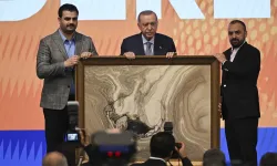 Tüm Türkiye bu hediyeyi konuşuyor: Erdoğan'a verilen Sevr Mağarası tablosuyla kime ne mesaj verildi?