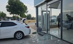 Çorum'da korku dolu anlar: Oto galeriye kurşun yağdırdılar!