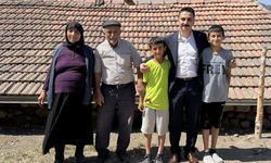 Ortaköy Kaymakamı Burak Şapaloğlu’ndan başarılı öğrencilere moral ziyareti