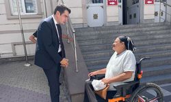 Sungurlu Kaymakamı Mutlu Köksal şehit annesiyle yolda sohbet etti