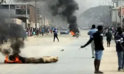 Angola’da dizel zammı öfkeye dönüştü: Sokaklar alev alev