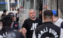 Aziz İhsan Aktaş kimdir, hangi belediyeleri açıkladı? İşte "kadayıf kutusu" ve lüks araç trafiğiyle sarsılan yolsuzluk soruşturmasının tüm detayları