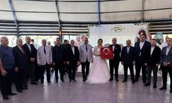 Safa Coştu, Hatice Yurdagül ile hayatını birleştirdi! Misafirlere yöresel İskilip Dolması ikram ettiler
