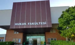 Danıştay YÖK’ün hukuk fakültesi 100 bin barajını iptal etti