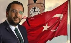 Mustafa Lek: “Vicdanınızın sesini dinleyin”