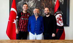 ÇORUM FK'DAN YILIN TRANSFERİ! Şampiyon golcü Oğulcan Çağlayan resmen imzayı attı