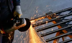Sanayi üretimi mart ayında yıllık yüzde 1,1 geriledi