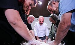 Yapması tam 4 saat sürüyor, tepsisi 10 dakikada bitiyor...