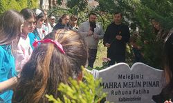 Sınıf arkadaşlarının mektubu anneyi gözyaşlarına boğdu