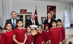 23 Nisan’da makam çocukların: Müdürlük koltuğu öğrenciye emanet edildi