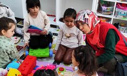 Kızılay’dan Hüseyin Gazi İlkokulu’nda 23 Nisan etkinliği