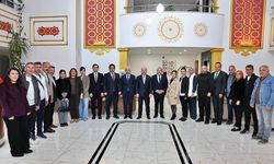 23 Nisan komitesine tebrik: Vali Ali Çalgan’dan teşekkür