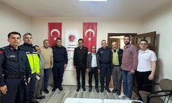 Jandarma komutanlarından Altınokta Körler Derneği'ne ziyaret