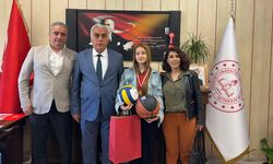 Medine Efnan Topçuer il birincisi oldu: Ödüllendirildi