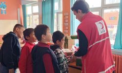 Kızılay’dan Sungurlu’da öğrencilere anlamlı ziyaret