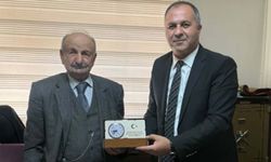 MHP yetkilileri Fahri Azkur’u ziyaret etti