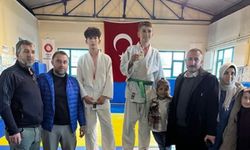 Tufan Ahlatcık’tan alkışlanacak hareket