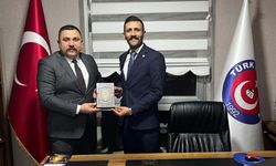 Ülkü Ocakları’ndan Türk Sağlık-Sen’e hayırlı olsun ziyareti