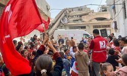 Türk Kızılay’dan Gazzeli çocuklara bayramlık sevinci