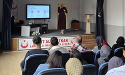Nurcan Kocaman, Sungurlu’da öğrencilerle buluştu
