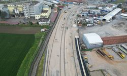 Erzurum Dede Caddesi’nde yol genişletme çalışmaları sürüyor