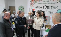 Mecitözü’nde TÜBİTAK 4006 Bilim Fuarı açıldı