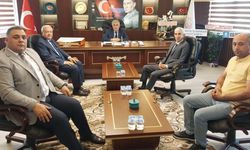 İskilip heyeti ve Ziraat Bankası Şube Müdürü’nden Recep Gür’e hayırlı olsun ziyareti