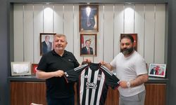 Beşiktaş tribün amigosundan Başkan Gelgör’e ziyaret