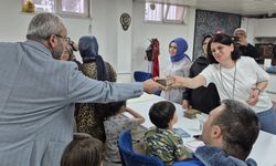 Cemil Çağlar’dan özel öğrencilerin annelerine Anneler Günü ziyareti