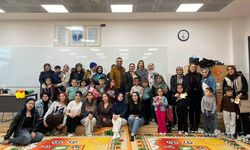 Sağlıklı iletişimin püf noktaları Bilim Kafe’de konuşuldu