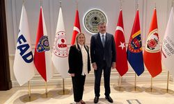 Dünya Çorumlular heyeti Bakan Çiftçi’yi ziyaret etti