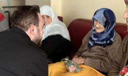 AK Gençlik’ten Anneler Günü’nde anlamlı ziyaret