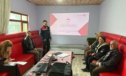 Laçin’de çiftçilere B-Reçete eğitimi verildi