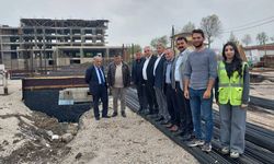 Motosikletçiler Plaza’sındaki çalışmaları incelediler