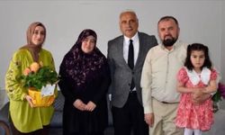 Evladı için yıllardır mücadele eden anne “Yılın Annesi” seçildi
