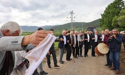 Kıbrıs gazisi davet etti, Vali Çalgan köy halkıyla buluştu